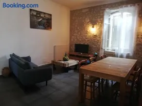 Maison Mielly avec parking prive - Image 3
