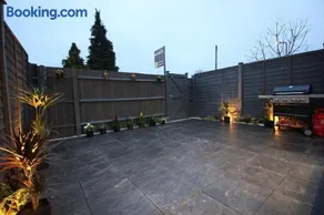 Lorne Lodge 5 Bed House+Parking +Close to Legoland - Image 4