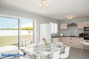 MAISON ENTRE LA ROCHELLE ET ROCHEFORT 3 ETOILES - Image 5