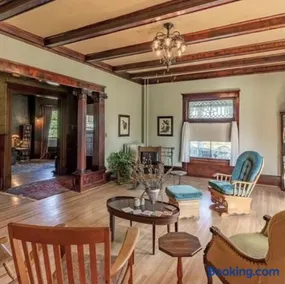 Victorian Masterpiece - Image 5