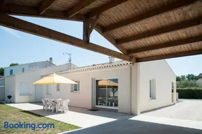 MAISON ENTRE LA ROCHELLE ET ROCHEFORT 3 ETOILES - Image 2