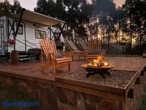 Romantico Trailer com Vista Incrível - Image 4