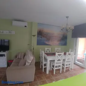 ALQUILER ADOSADO O DUPLEX EN VERA PLAYA - Image 4