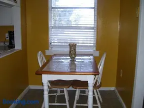 Antique Chic Estates - Image 4