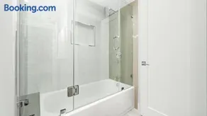 Diamond 5-Star Home - Image 4