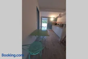Superbe studio avec terrasse - Image 4