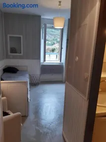 STUDIO COEUR DE VIEILLE VILLE - Image 2