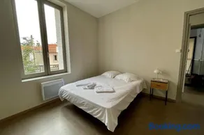 Large apartment Roanne center - Image 5
