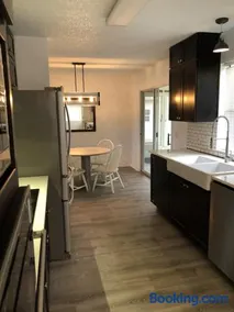 Across from pool! Centrally Located! - Image 5