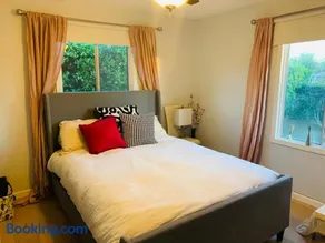 Gorgeous Home for your next stay - Image 2
