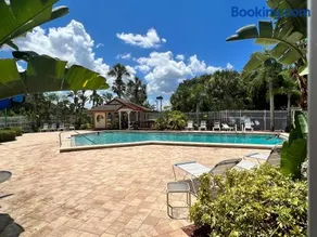 Modern Vacation Cottage W Lakefront Community Pool Playground Basketball Amp Tennis - Image 3