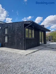 Cosy Annex with Hot tub and Separate Bedrooms - Image 3