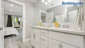 Diamond 5-Star Home - Image 5