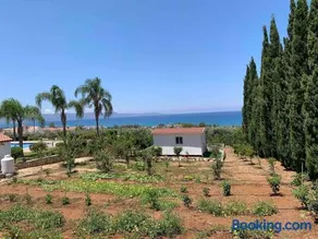 Sea-view Guesthouse - Image 4