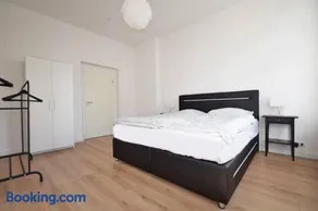 Schicke Wohnung in der Neustadt - Image 5