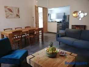 Maison Mielly avec parking prive - Image 5