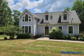 NEW! Quiet cape cod on rural lake setting! - Image 5