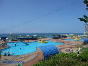 Luxury apartment with pool 2min to beach - Image 5