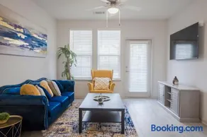 Charming 2BD 2 Ba Free parking - Image 5