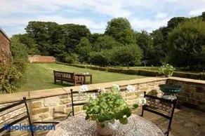 Orchard Barn - Image 2