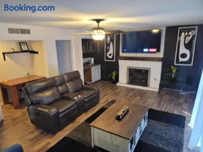NICE HOME NEAR I10, 4 BEDROOM, 9PPL, WESTSIDE - Image 5