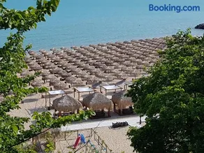 Beach Apartment Manastira 1 - Image 2