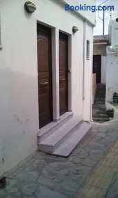 Apalos Apartments - Image 4