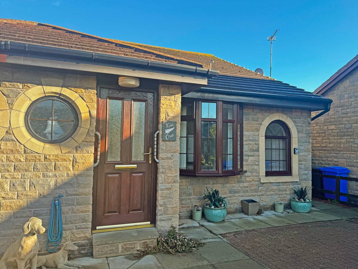 Aloha Cottage - Seahouses
