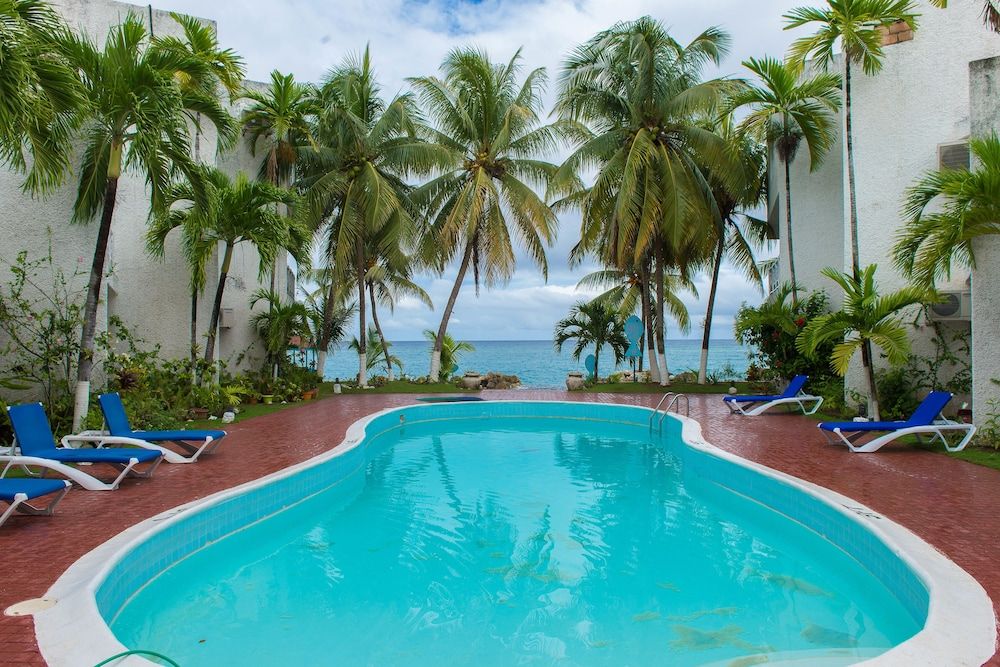 Tropical Beach Suite