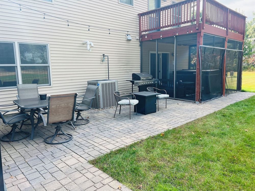 City country, small Lake view, hot tub, game room fire place & lots of extras! image 5