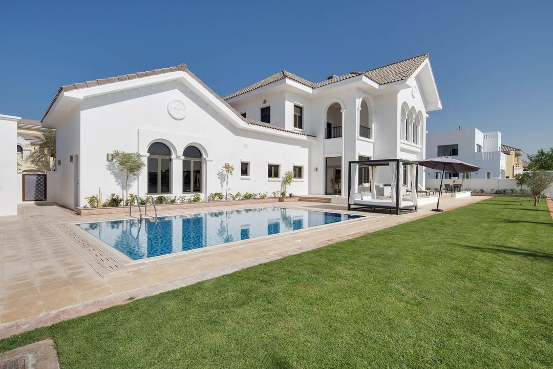 beach-villa-in-dubai