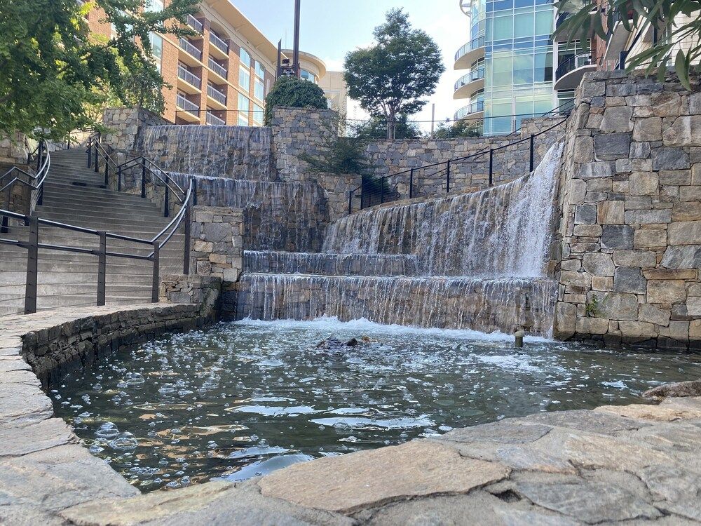 Embassy Suites by Hilton Greenville Downtown Riverplace